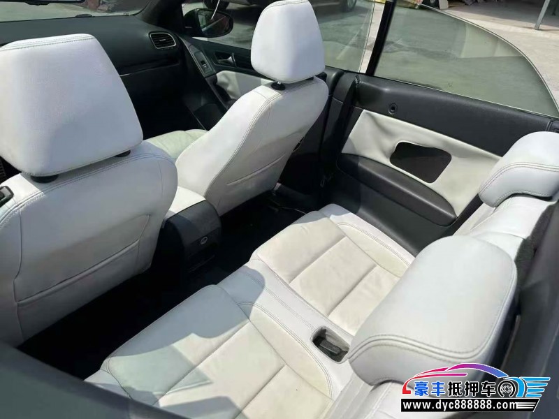 14年大众高尔夫轿车抵押车出售