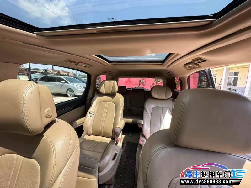 19年别克GL8轿车抵押车出售