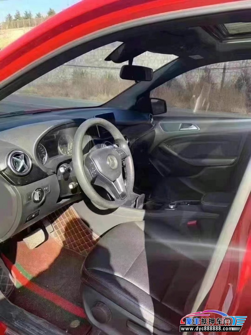 15年奔驰B轿车抵押车出售