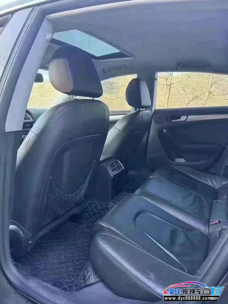 14年奥迪A5轿车抵押车出售