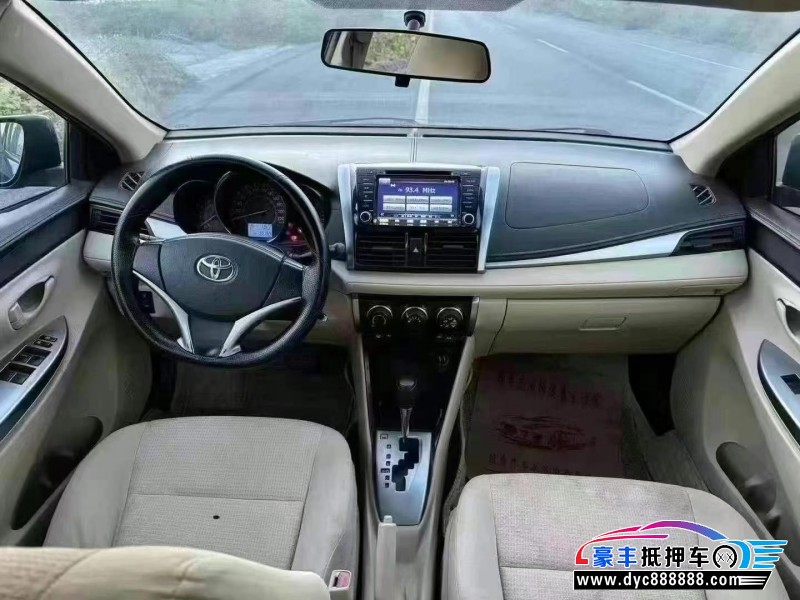 14年丰田威驰轿车抵押车出售