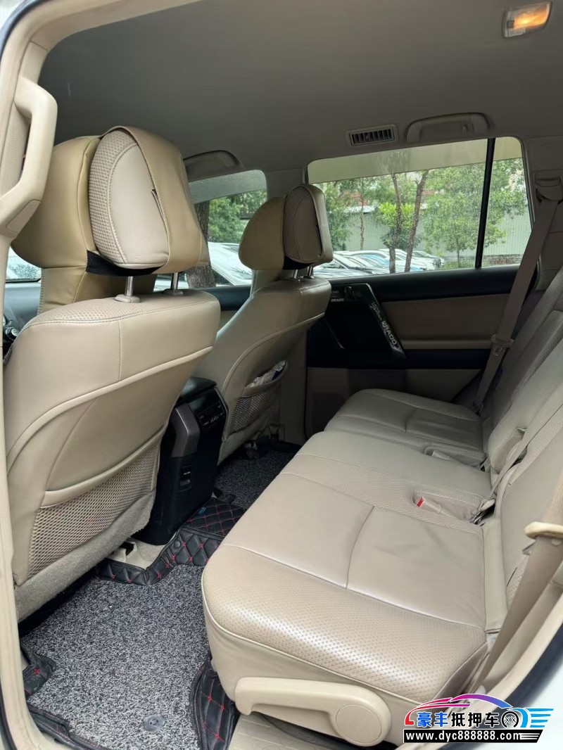 13年丰田普拉多（霸道）轿车抵押车出售