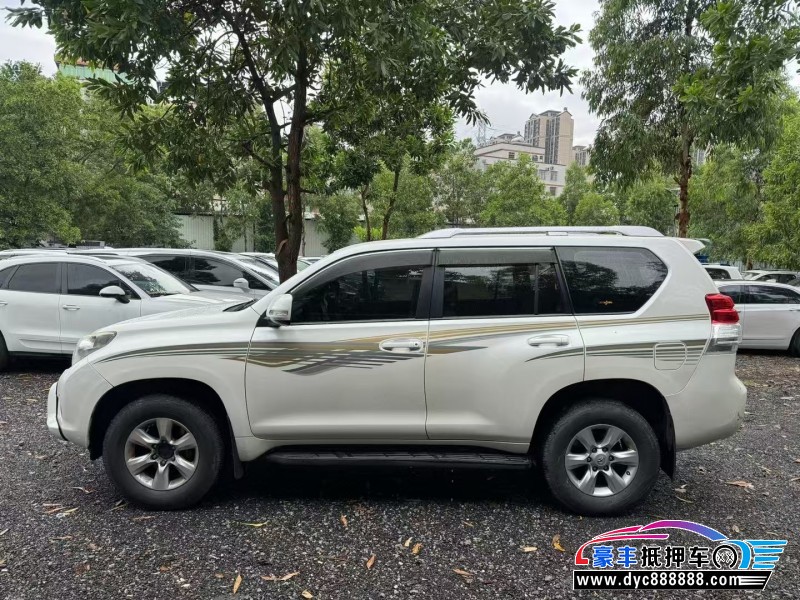 13年丰田普拉多（霸道）轿车抵押车出售