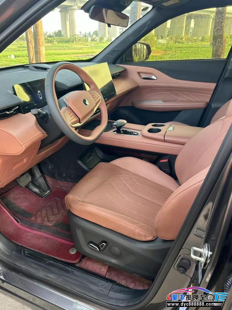 24年长安长安UNI轿车抵押车出售