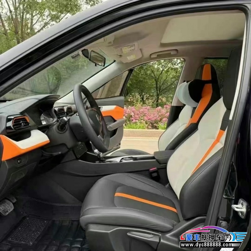 23年东风风神奕炫轿车抵押车出售