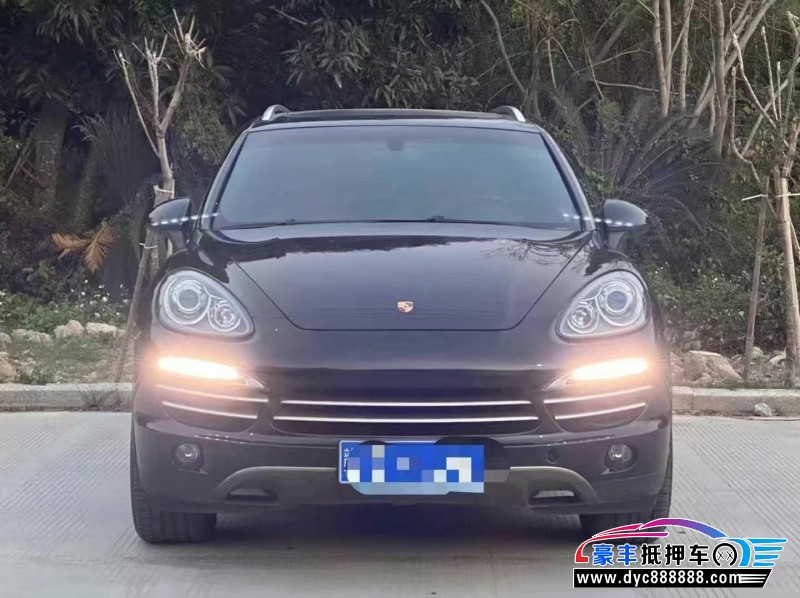 14年保时捷卡宴轿车抵押车出售