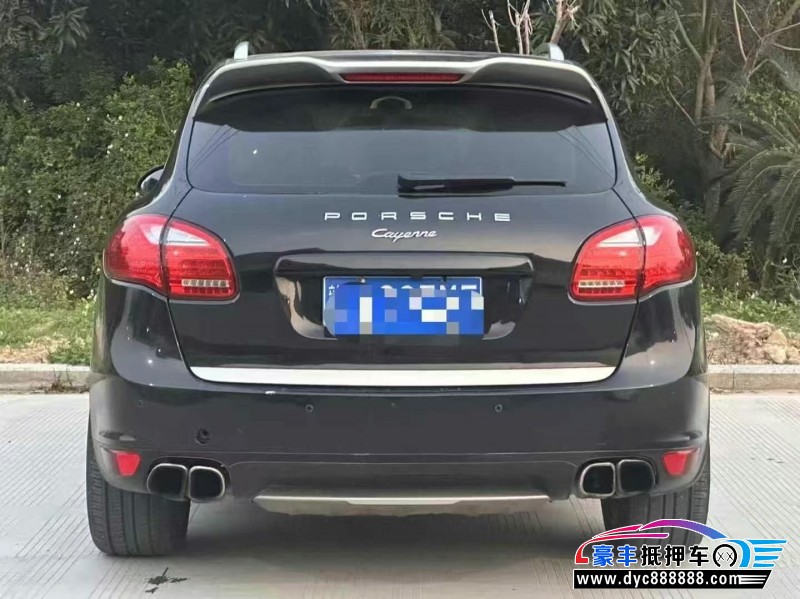 14年保时捷卡宴轿车抵押车出售