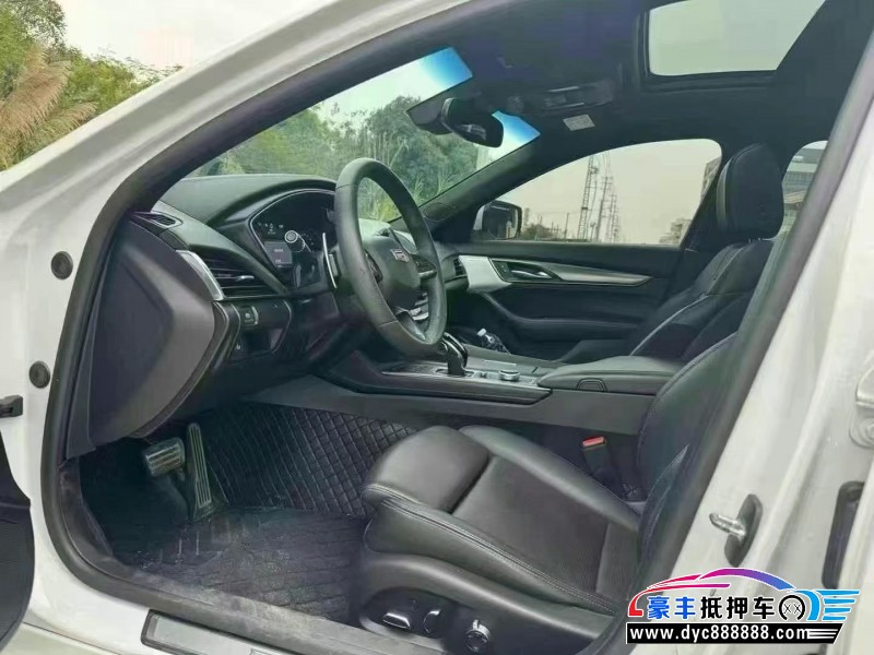 21年凯迪拉克CT5轿车抵押车出售