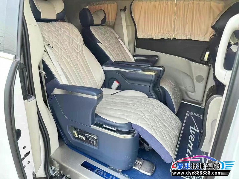 22年别克GL8轿车抵押车出售