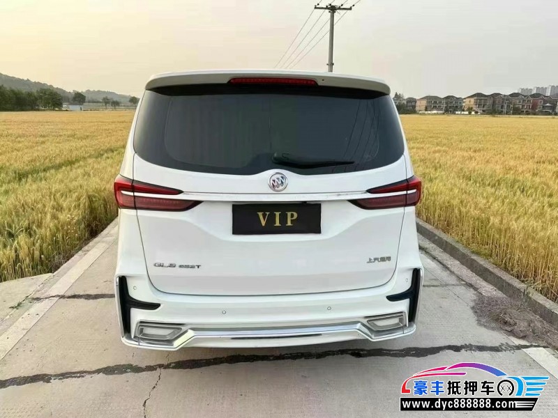 22年别克GL8轿车抵押车出售