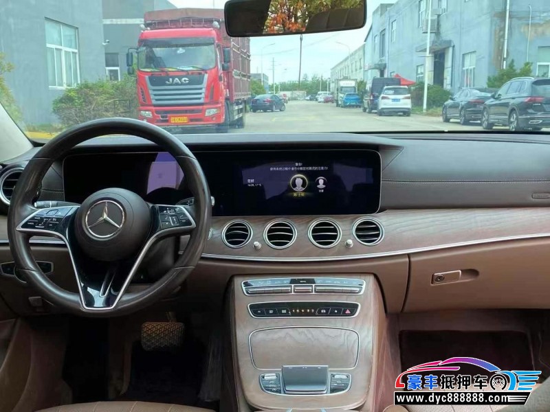 22年奔驰E轿车抵押车出售