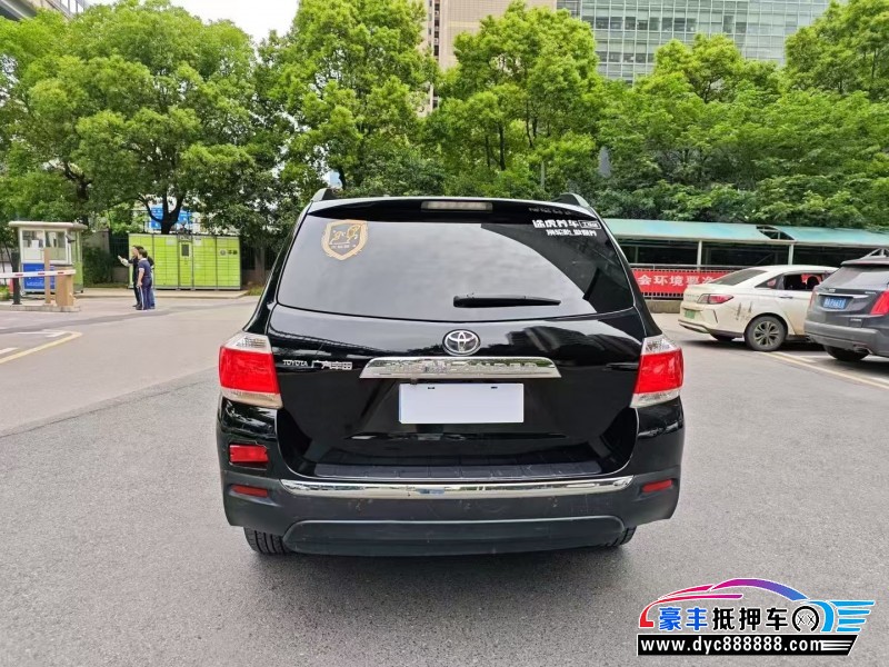 14年丰田汉兰达轿车抵押车出售