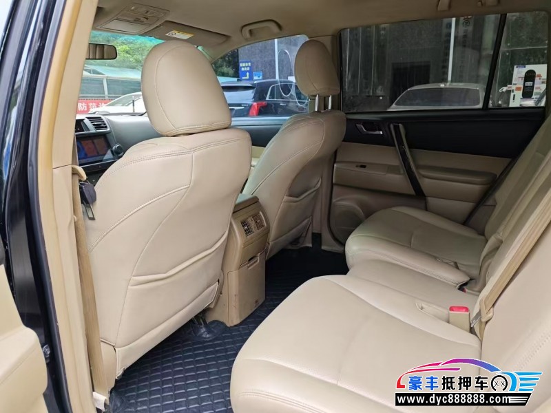 14年丰田汉兰达轿车抵押车出售