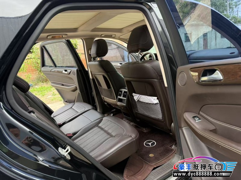 15年奔驰GLE轿车抵押车出售