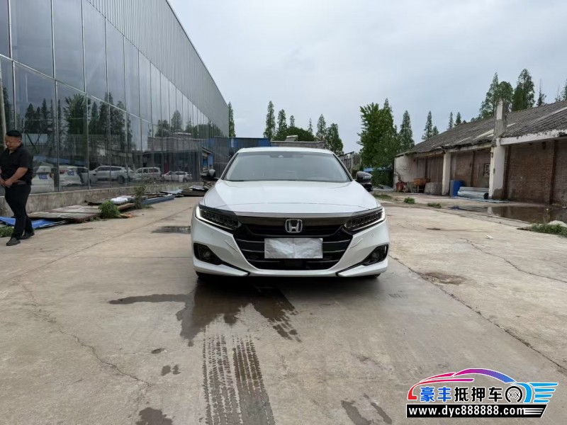 22年本田雅阁轿车抵押车出售
