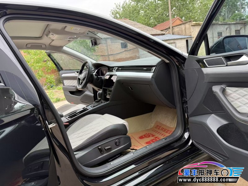 23年大众迈腾轿车抵押车出售