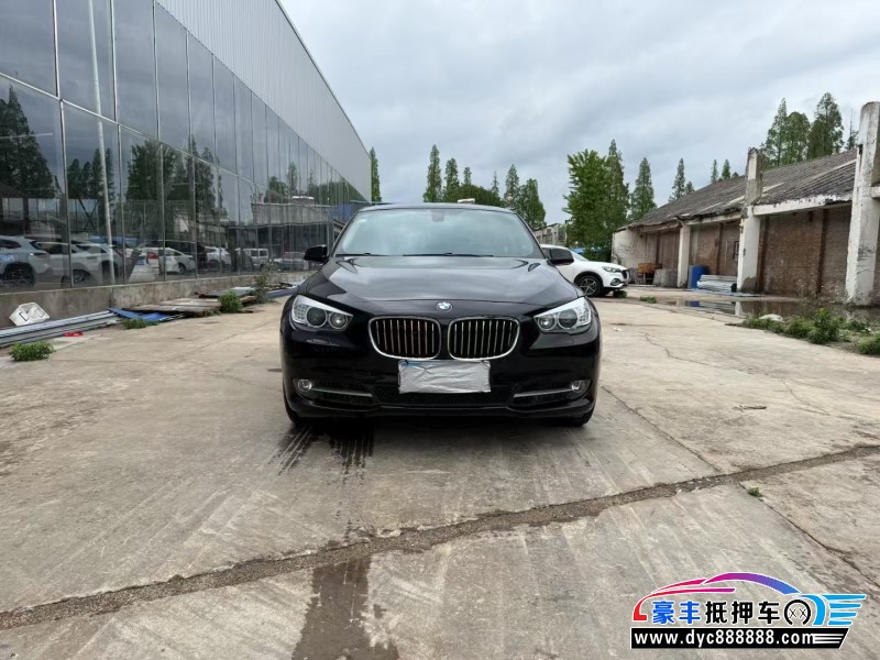 13年宝马5系GT轿车抵押车出售