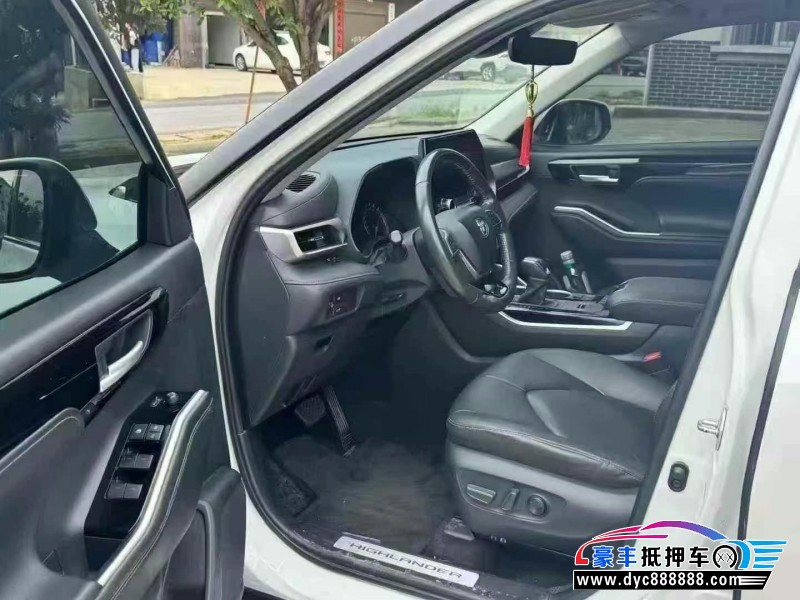 21年丰田汉兰达轿车抵押车出售