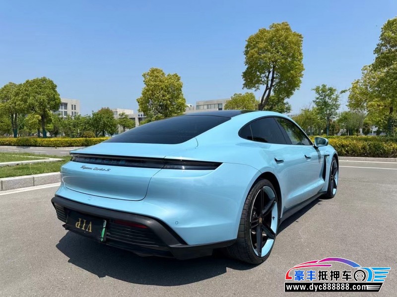 21年保时捷TaYcan轿车抵押车出售