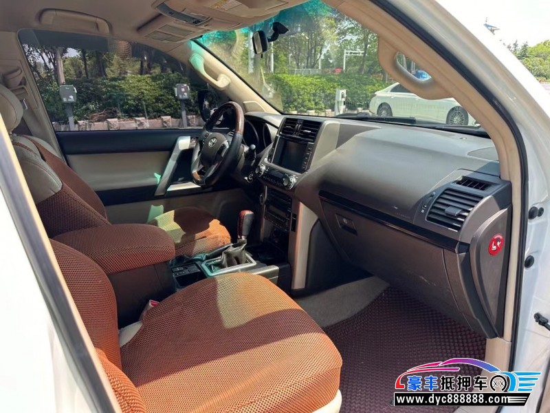 12年丰田普拉多（霸道）轿车抵押车出售