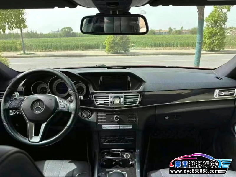 15年奔驰E轿车抵押车出售