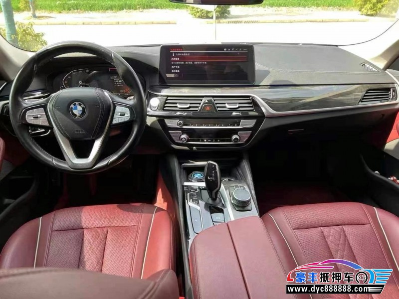 21年宝马5系轿车抵押车出售