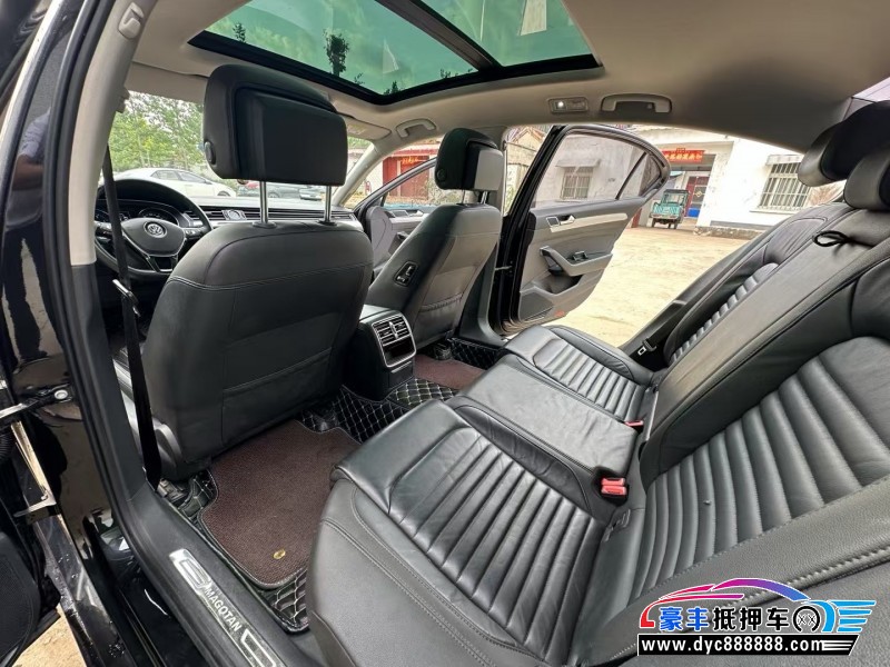 19年大众迈腾轿车抵押车出售