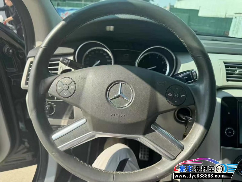 16年奔驰RSUV抵押车出售