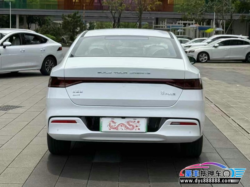 25年比亚迪秦轿车抵押车出售