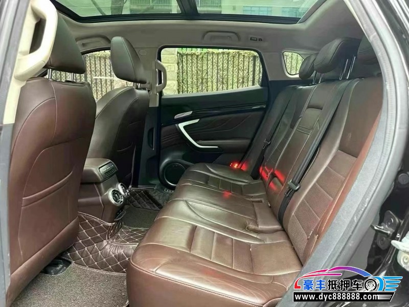 17年WEYVV7轿车抵押车出售