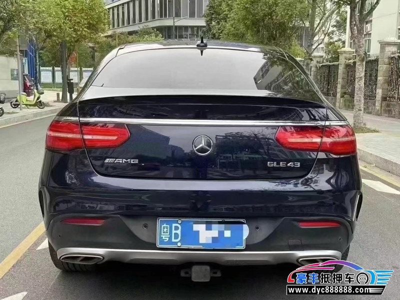 18年奔驰GLE轿车抵押车出售