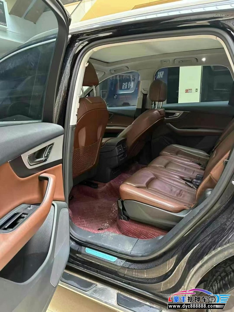 17年奥迪Q7SUV抵押车出售