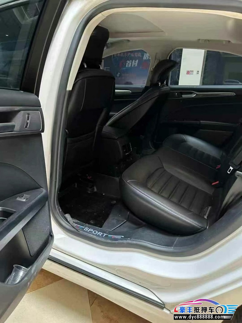 18年福特蒙迪欧轿车抵押车出售