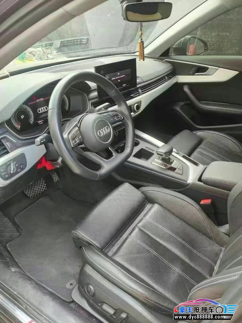 22年奥迪A4L轿车抵押车出售