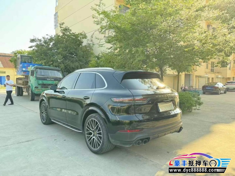20年保时捷卡宴SUV抵押车出售