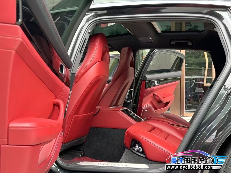 21年保时捷帕纳梅拉轿车抵押车出售