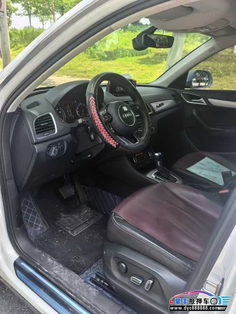 17年奥迪Q3轿车抵押车出售