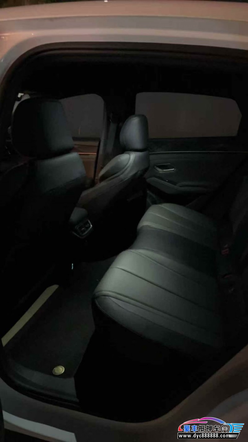 24年比亚迪秦轿车抵押车出售