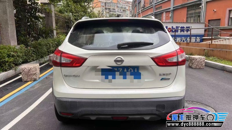 17年日产逍客轿车抵押车出售