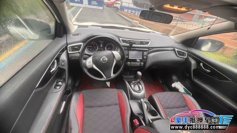 17年日产逍客轿车抵押车出售