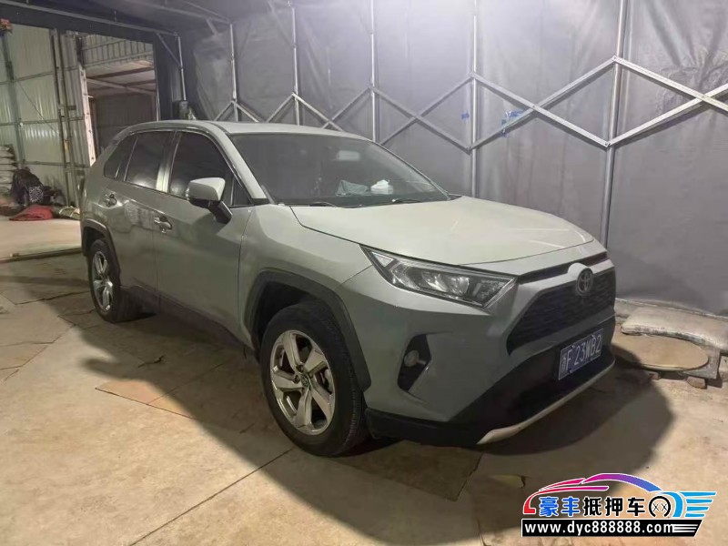 20年丰田RAV4荣放轿车抵押车出售