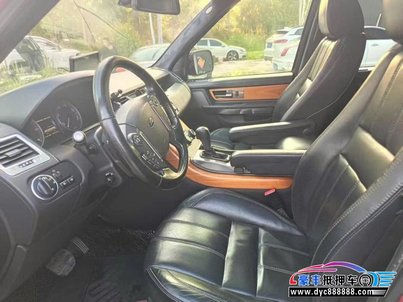 13年路虎揽胜运动轿车抵押车出售