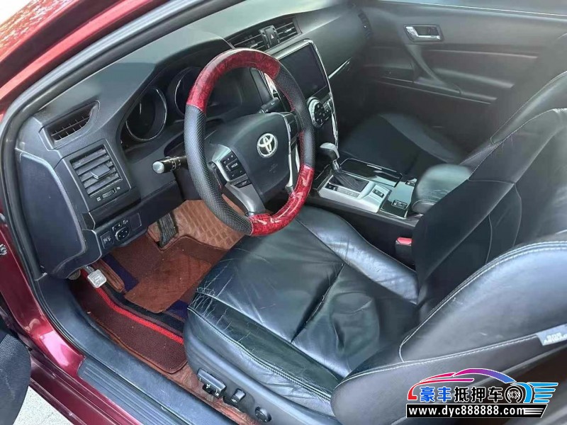 12年丰田锐志轿车抵押车出售