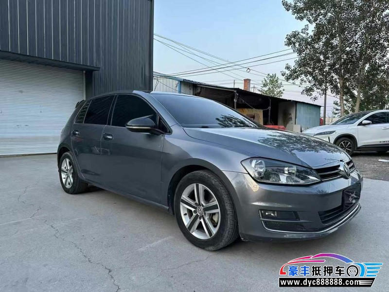 15年大众高尔夫轿车抵押车出售