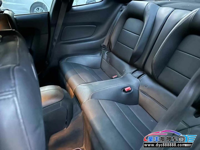 19年福特野马轿车抵押车出售