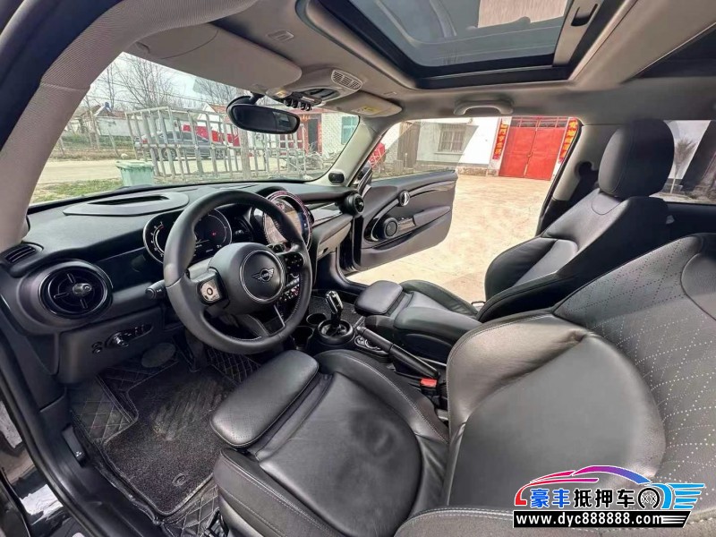 22年宝马MINI轿车抵押车出售