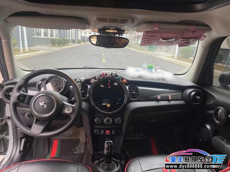 21年宝马MINI轿车抵押车出售