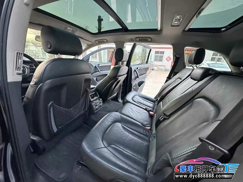 10年奥迪Q7轿车抵押车出售