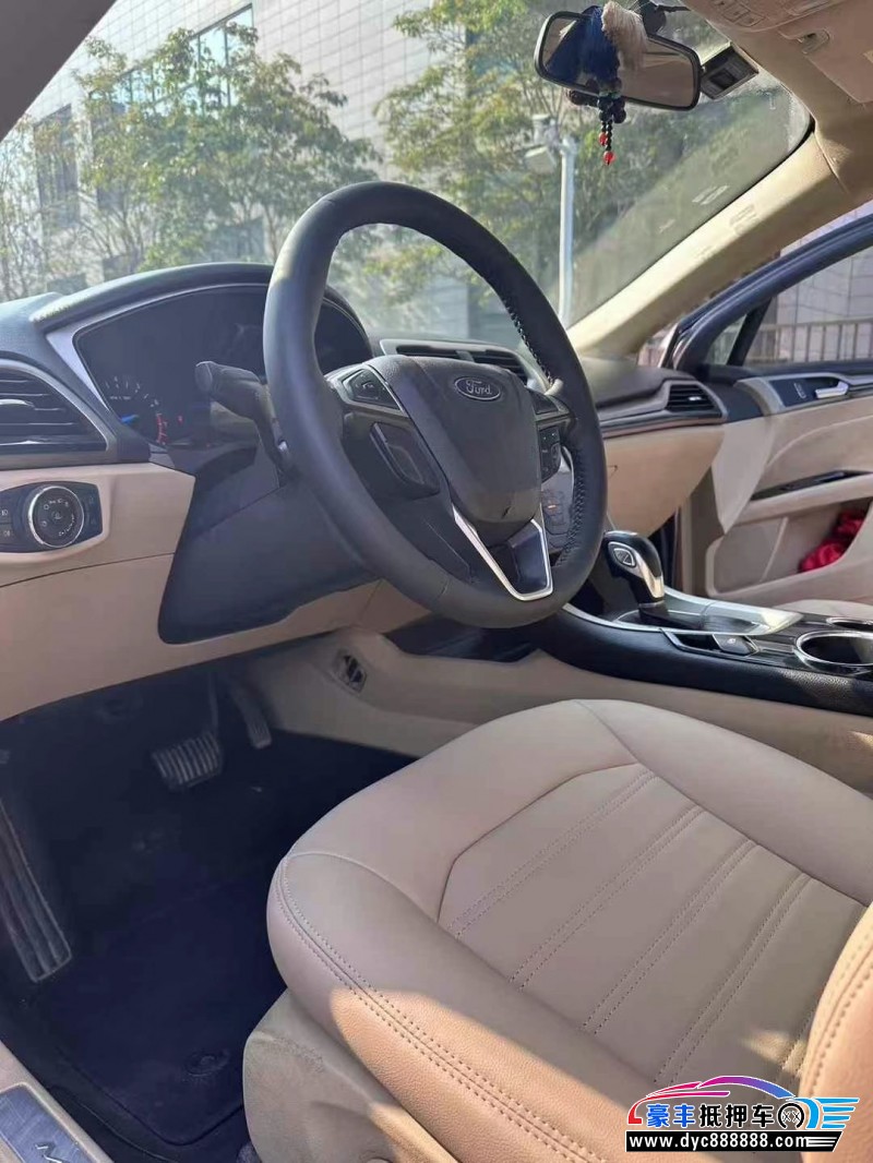 15年福特蒙迪欧轿车抵押车出售