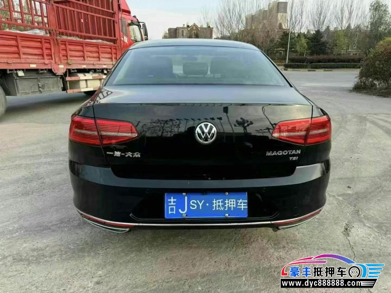 18年大众迈腾轿车抵押车出售